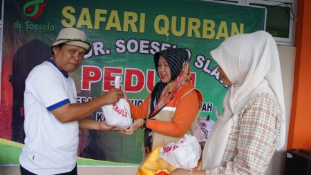 Safari Qurban Dan Santunan Untuk Anak Yatim